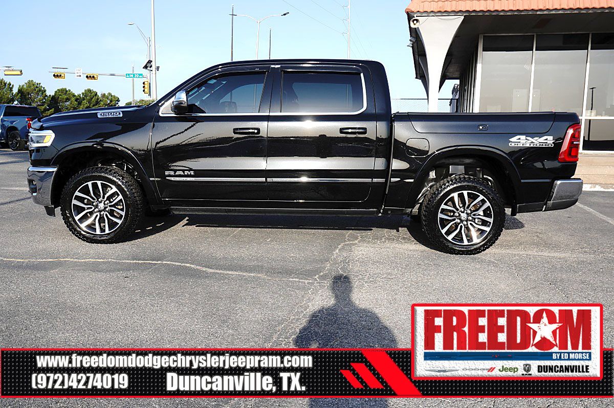 Used 2025 RAM 1500 Limited w/ Off Road Group AWD/4WD image 2