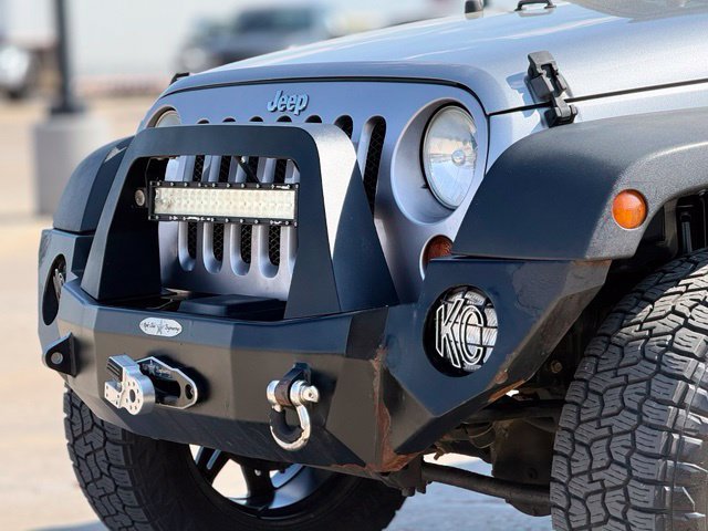 Used 2013 Jeep Wrangler Unlimited Sport AWD/4WD image 9