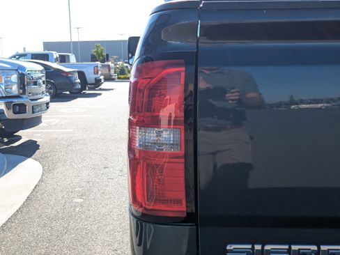 Used 2017 GMC Sierra 3500 Denali w/ Duramax Plus Package AWD/4WD image 46