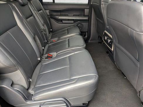 Used 2024 Ford Expedition Max XLT image 20