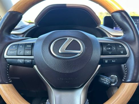 Used 2018 Lexus RX 350L FWD w/ Premium Package image 24