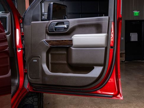 Used 2021 GMC Sierra 2500 SLT w/ Texas SLT Premium Package image 36