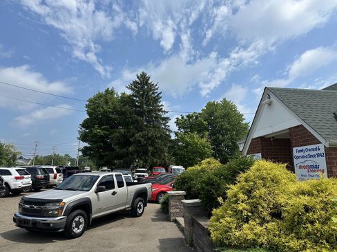 Used 2005 Chevrolet Colorado LS w/ Power Convenience Package image 1
