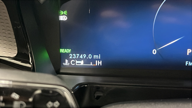 Used 2025 Lincoln Corsair Grand Touring AWD/4WD image 10