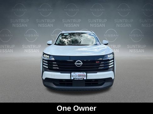 Used 2025 Nissan Kicks SR AWD/4WD image 10