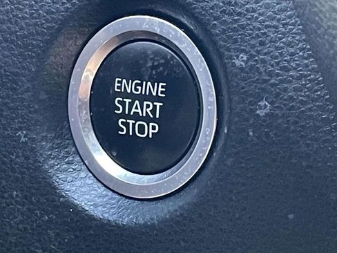 Used 2024 Toyota Corolla SE FWD image 35