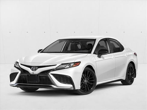 Used 2023 Toyota Camry XSE FWD image 1