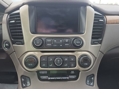Used 2016 GMC Yukon Denali w/ Open Road Package AWD/4WD image 33