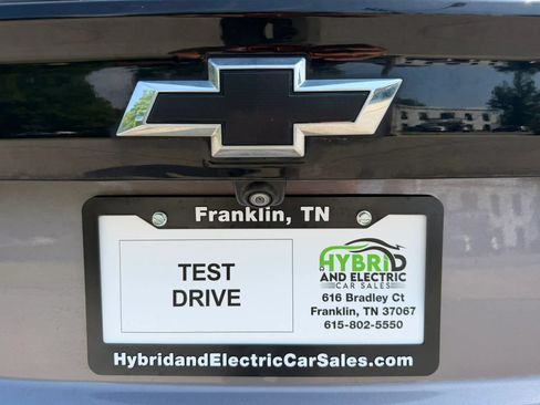Used 2023 Chevrolet Bolt EUV LT w/ Driver Confidence Package FWD image 4