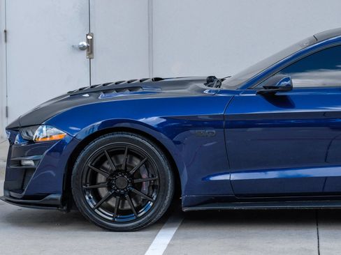 Used 2019 Ford Mustang GT w/ GT Performance Package RWD image 9