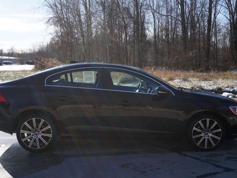 Used 2014 Volvo S60 T5 image 7