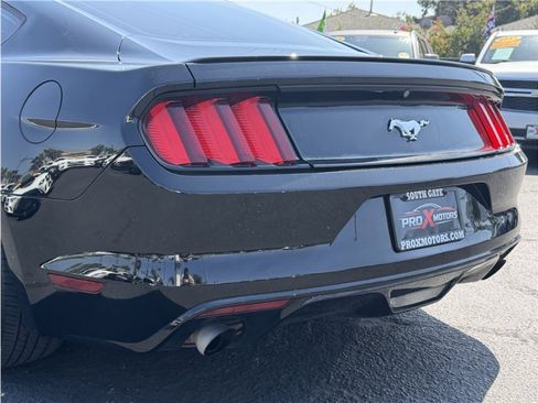 Used 2016 Ford Mustang Coupe image 38
