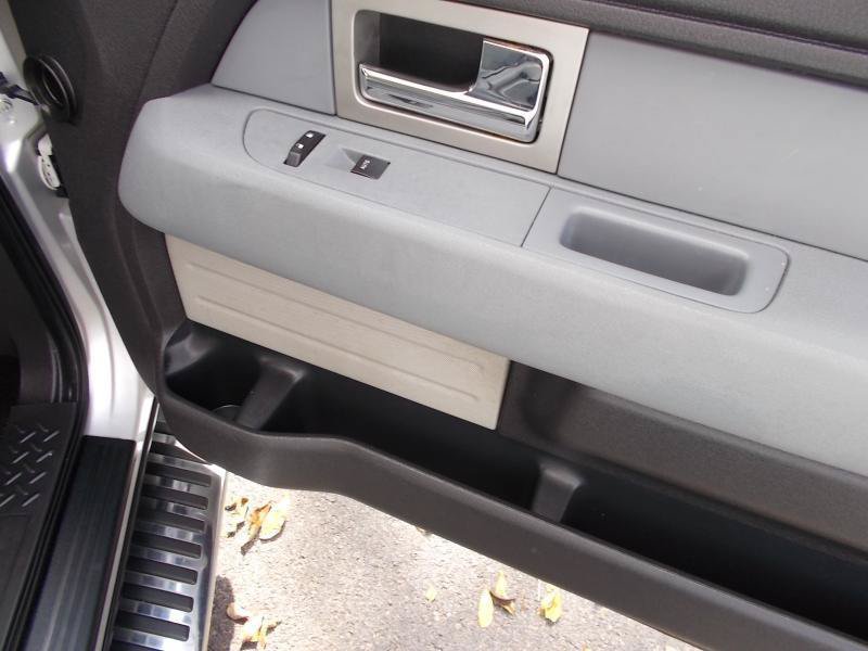Used 2011 Ford F150 XLT w/ XLT Chrome Pkg RWD image 24