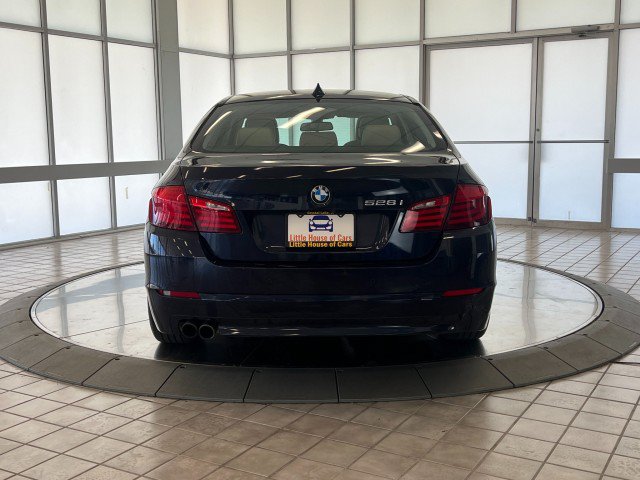 Used 2012 BMW 528i xDrive Sedan AWD/4WD image 6