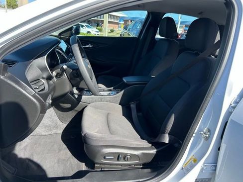 Used 2023 Chevrolet Malibu LS w/ Driver Confidence Package image 14