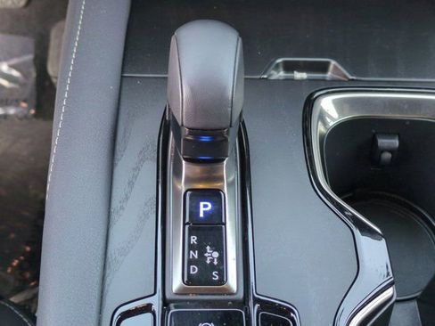 Used 2025 Lexus RX 350 w/ Convenience Package image 25