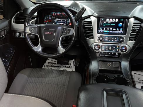 Used 2017 GMC Yukon SLE w/ SLE Value Package image 17