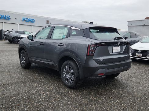 New 2026 Nissan Kicks S image 3