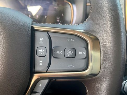 Used 2025 RAM 1500 Limited AWD/4WD image 25