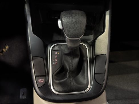 Used 2020 Kia Soul S FWD image 29