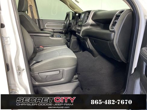 Used 2019 RAM 3500 Big Horn image 32