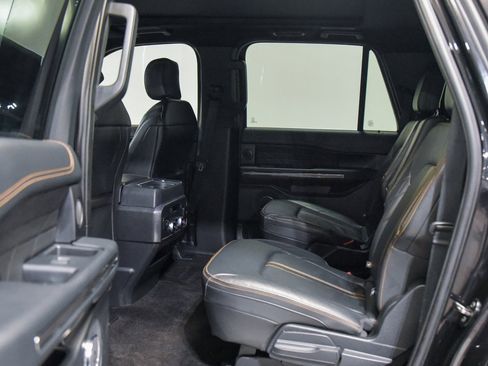 Used 2022 Ford Expedition Max Platinum image 4