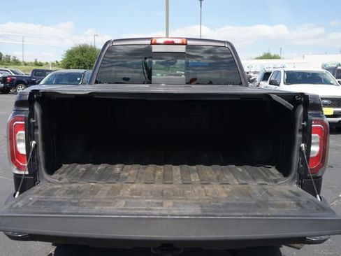 Used 2016 GMC Sierra 1500 Denali w/ Enhanced Driver Alert Package AWD/4WD image 32