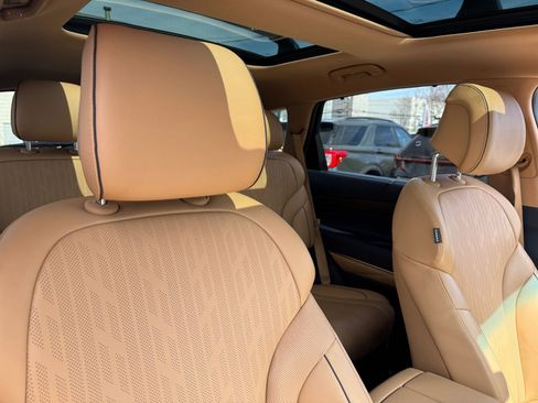 Used 2024 Genesis GV80 2.5T w/ Advanced Package AWD/4WD image 11