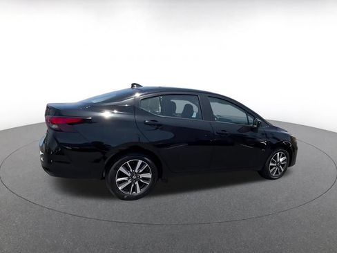Used 2025 Nissan Versa SV FWD image 15