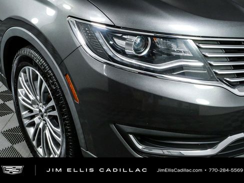 Used 2018 Lincoln MKX Reserve w/ Lincoln MKX Climate Package FWD image 37