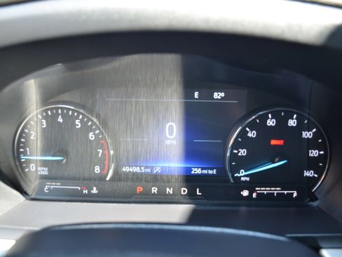 Used 2023 Ford Explorer XLT w/ Equipment Group 202A image 7