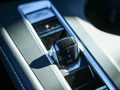 New 2026 Volkswagen Atlas SE image 34