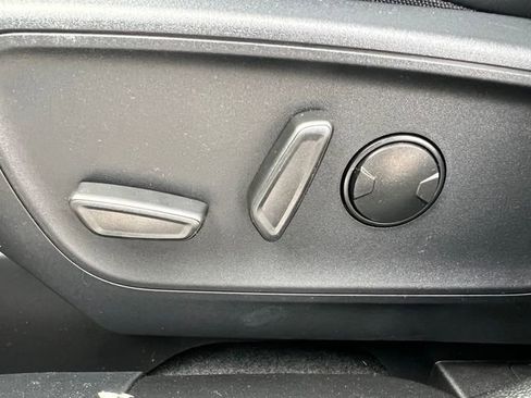 New 2026 Ford Escape SE image 13