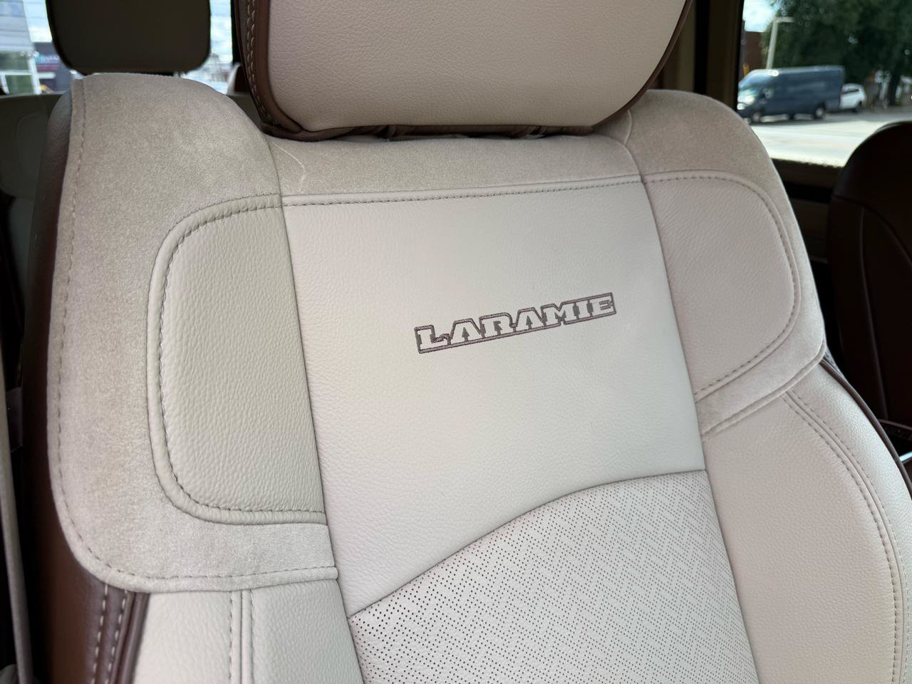 Used 2020 RAM 3500 Laramie AWD/4WD image 40