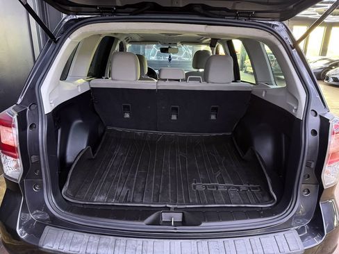 Used 2018 Subaru Forester 2.5i Premium w/ All-Weather Package AWD/4WD image 27