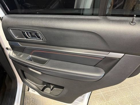 Used 2017 Ford Explorer Sport AWD/4WD image 16