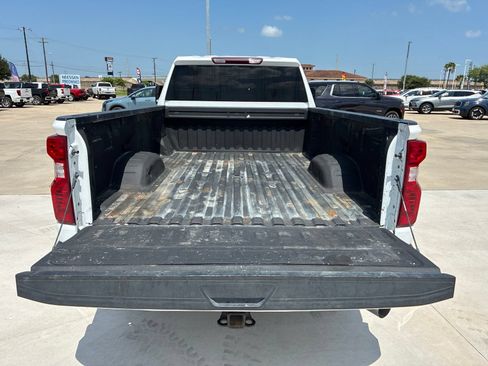 Used 2024 Chevrolet Silverado 2500 W/T AWD/4WD image 35