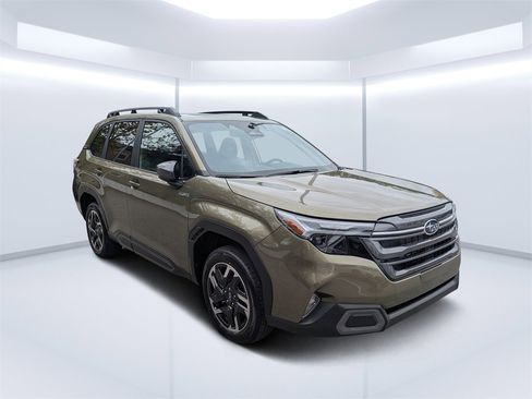 New 2025 Subaru Forester Limited image 1