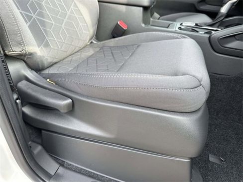 New 2026 Nissan Frontier SV w/ Tow Package image 9