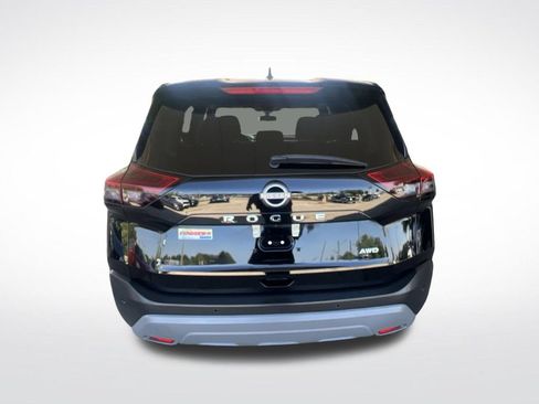 Used 2023 Nissan Rogue S AWD/4WD image 41