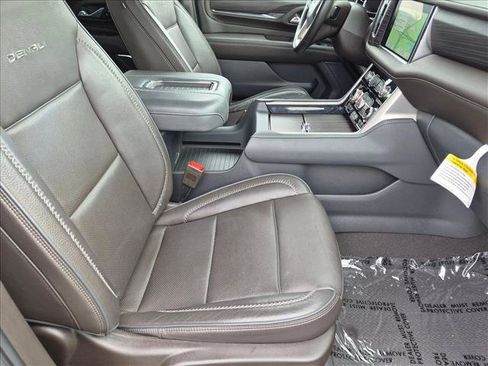 Used 2023 GMC Yukon XL Denali w/ Max Trailering Package RWD image 22