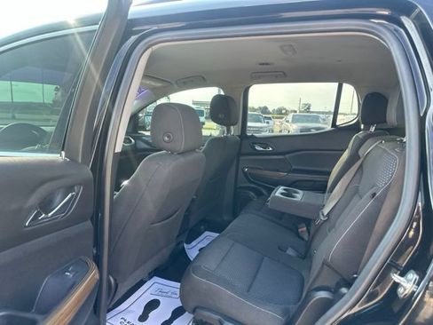 Used 2021 GMC Acadia SLE w/ Driver Convenience Package FWD image 29