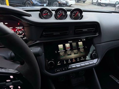 Used 2024 Nissan Z NISMO w/ Floor Mat Package image 19