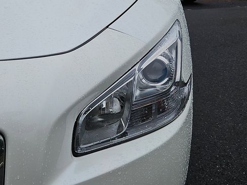 Used 2014 Nissan Maxima 3.5 SV w/ SV Value Package FWD image 9