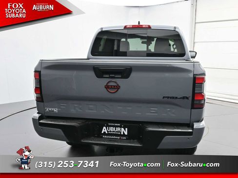 Used 2023 Nissan Frontier PRO-4X AWD/4WD image 4