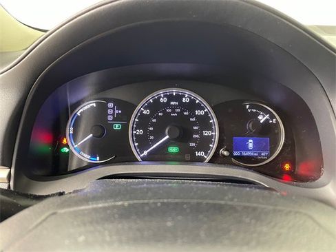 Used 2014 Lexus CT 200h image 5