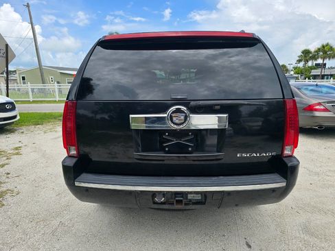 Used 2008 Cadillac Escalade Base AWD 4dr SUV image 8