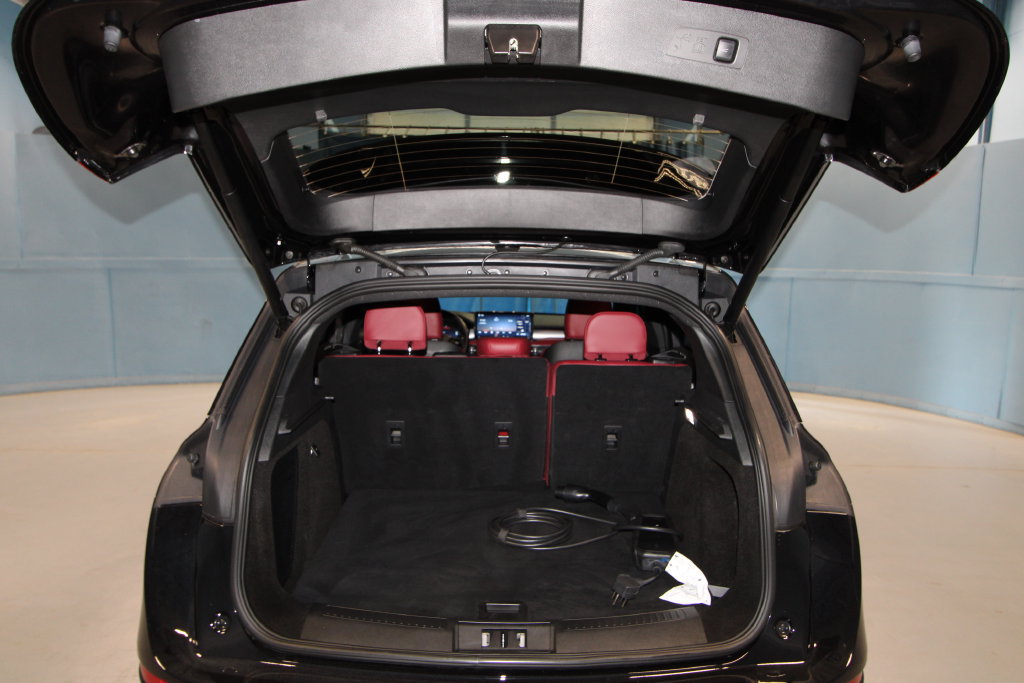 Used 2025 Lincoln Corsair Grand Touring AWD/4WD image 42