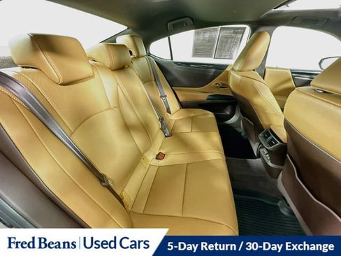 Used 2020 Lexus ES 350 w/ Premium Package FWD image 34