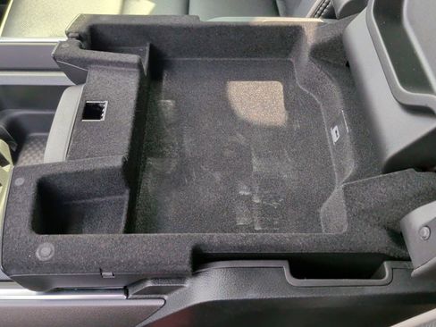 Used 2025 RAM 1500 Laramie w/ Laramie Southwest Edition image 40